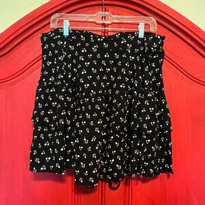 Hot Topic Mushroom Black Skater Skirt size 1x 14-16 elastic waist